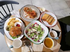 -HELLO 27 意面·沙拉·帕尼尼