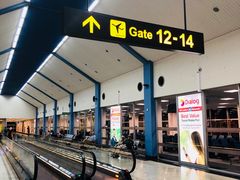 -班达拉奈克国际机场