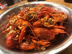 -琥珀老六龙虾(四里河店)