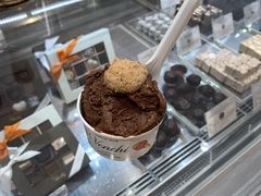 -VENCHI 闻绮(上海佛罗伦萨小镇店)