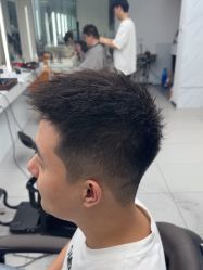点击看大图 -尤司男士国潮理发馆