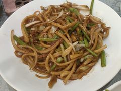 -汗腾格里·风味餐厅(新疆驻京办店)