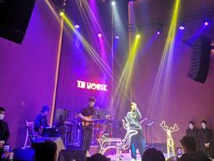 -TZ House音乐现场(来福士中心店)