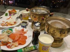 -云顶旋转自助景观餐厅