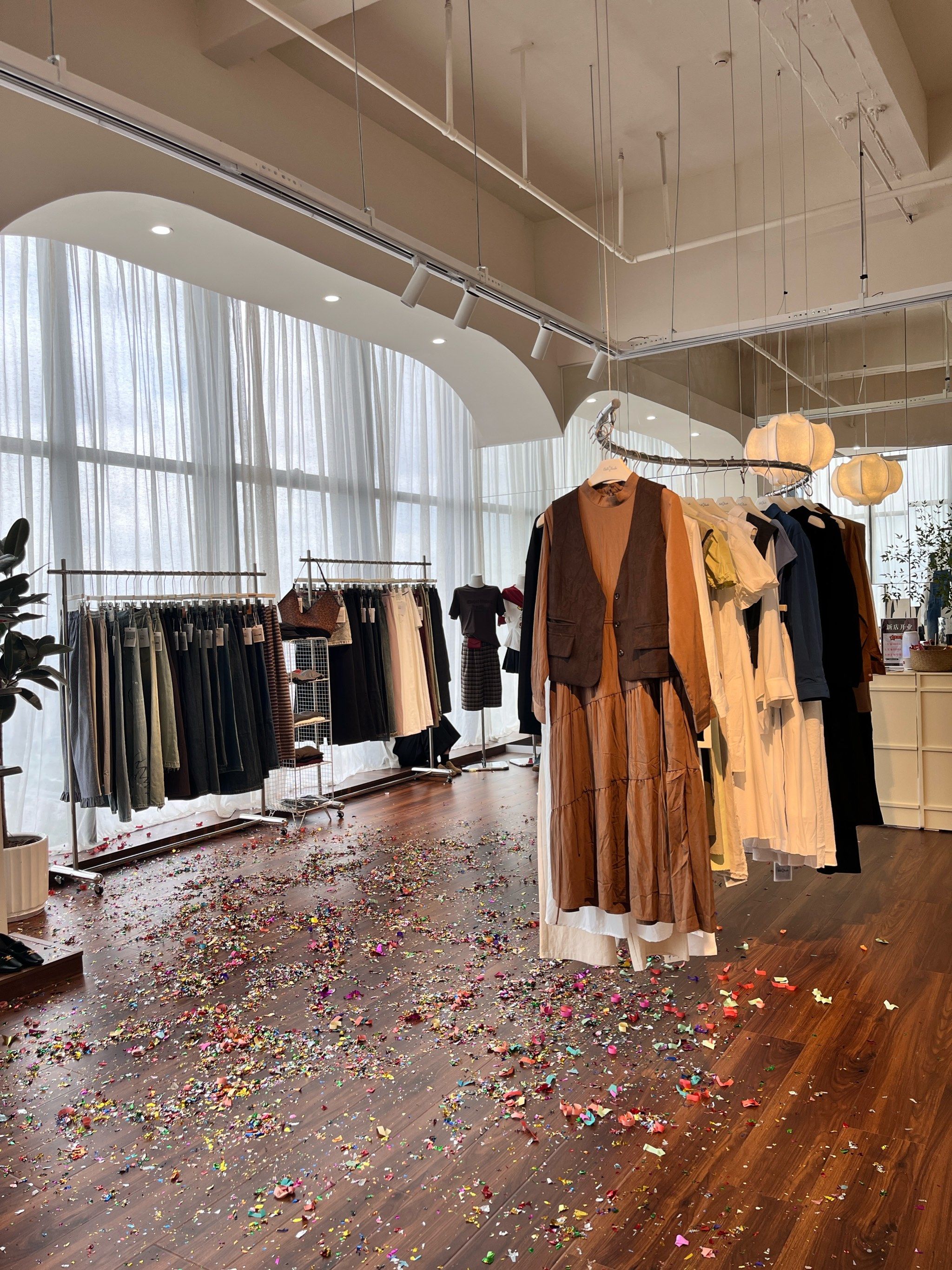 淡水53楼发现的宝藏衣橱‼️