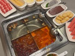 -海底捞火锅鲜切牛肉主题店(长寿路店)