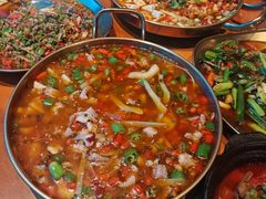 -三叔特色自贡菜(中海国际店)
