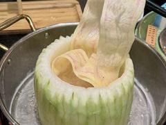 -得意咚瓜·顺德鱼生·冬瓜火锅(深圳首店)