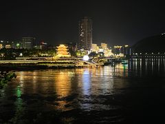 -中国宜宾·长江地标广场