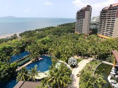 -三亚湾海居铂尔曼度假酒店