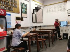 大堂-东泰祥生煎馆(长宁路店)