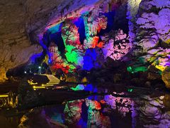 -伊岭岩风景区