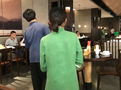 -老头儿油爆虾·知味杭州(爱琴海购物中心)
