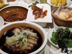 -贝勒爷·酥不腻烤鸭
