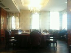 -半岛公馆(淞兴西路店)