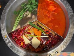 -廖掌柜·重庆鲜货火锅(上海首店)