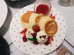 草莓舒芙蕾-娜娜家·Nana's restaurant(国金汇店)