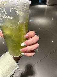 -UGIRL有个美甲