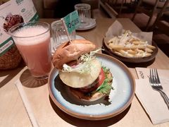-龙治汉堡(中华城店)