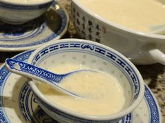 民国美龄粥-南京大牌档(香港广场店)