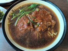 -玖鲜小笼(中山广场店)