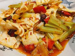 火爆黄喉-肖四女乐山跷脚牛肉(世博源店)