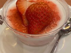 草莓意式奶冻-满记甜品(南京虹悦城三店)