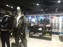 -李宁(大宁国际旗舰店)