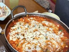 -亲昵春川鸡排(韩国美食街店)