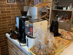 -山下面包坊(湖滨店)