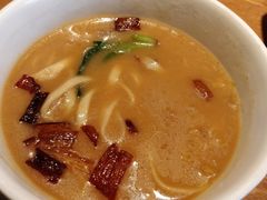 老娘炝锅面-马仕玖煲·融合菜·酥不腻烤鸭(人大店)