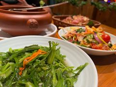 -老滇山寨•云南特色菜•地方菜•民族风情歌舞表演(金碧店)