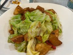 -汗腾格里·风味餐厅(新疆驻京办店)