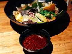 -万记麻辣烫国展总店
