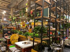 大堂-钢管厂歆瑞源油卤串串香(春熙路太古里店)