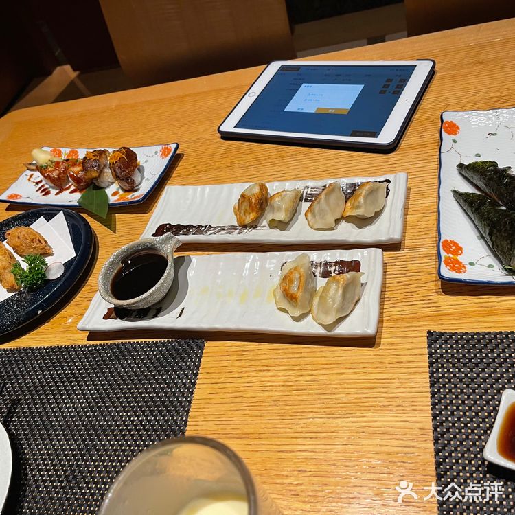 虹料理全场打折ing，快去薅羊毛呀！