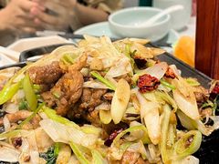 -江城小馆陕南妈妈菜·全球旅行餐厅(钟楼店)