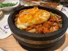 辣白菜五花肉石锅拌饭-七八冷面·延边朝鲜族美食(圣熙八号店)