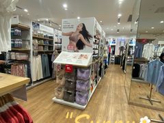 -优衣库(唐山爱琴海购物公园店)