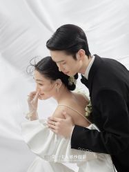 -第一夫人婚纱摄影(南京店)