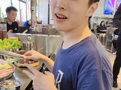 -哈哈碳都·牛肋条无限自助烤肉(台江万达店)