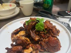 -锅飘飘·东北铁锅炖(雨花客厅店)