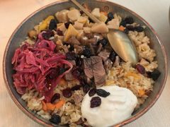 招牌酸奶手抓饭-龟兹KUCINA·新疆菜(前滩L+PLAZA店)