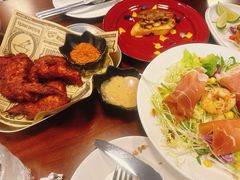 -mordew加州日记西餐&小酒馆(新天地店)