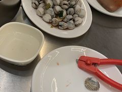 -胡须佬鸡煲四季火锅店(石厦西村直营店)