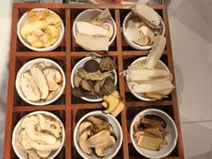 -天宜隆蘑菇宴火锅(石景山旗舰店)
