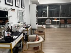 -bobo高端证件照工作室(三元桥店)
