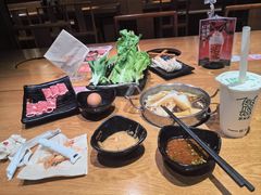 -呷哺呷哺(普陀乐购真北店)