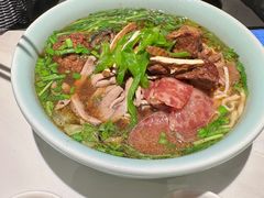 -镇南锅盖面馆(解放路店)