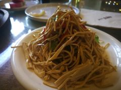 -小放牛炒菜馆(军校店)